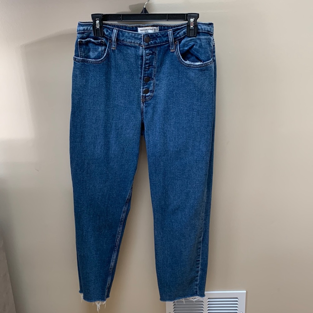 Abercrombie Mom Jeans